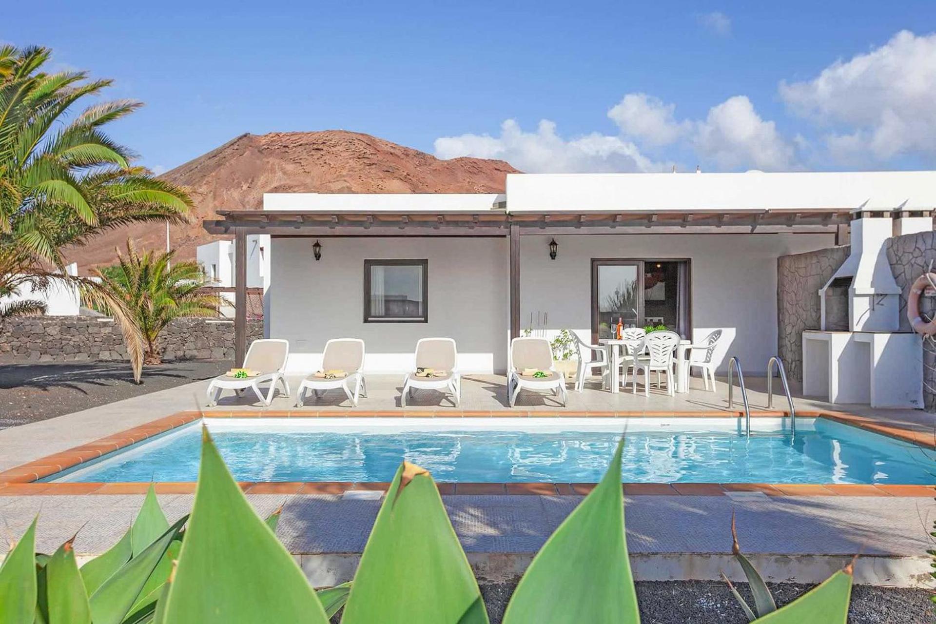 Villas Rodriguez Playa Blanca  Exteriör bild